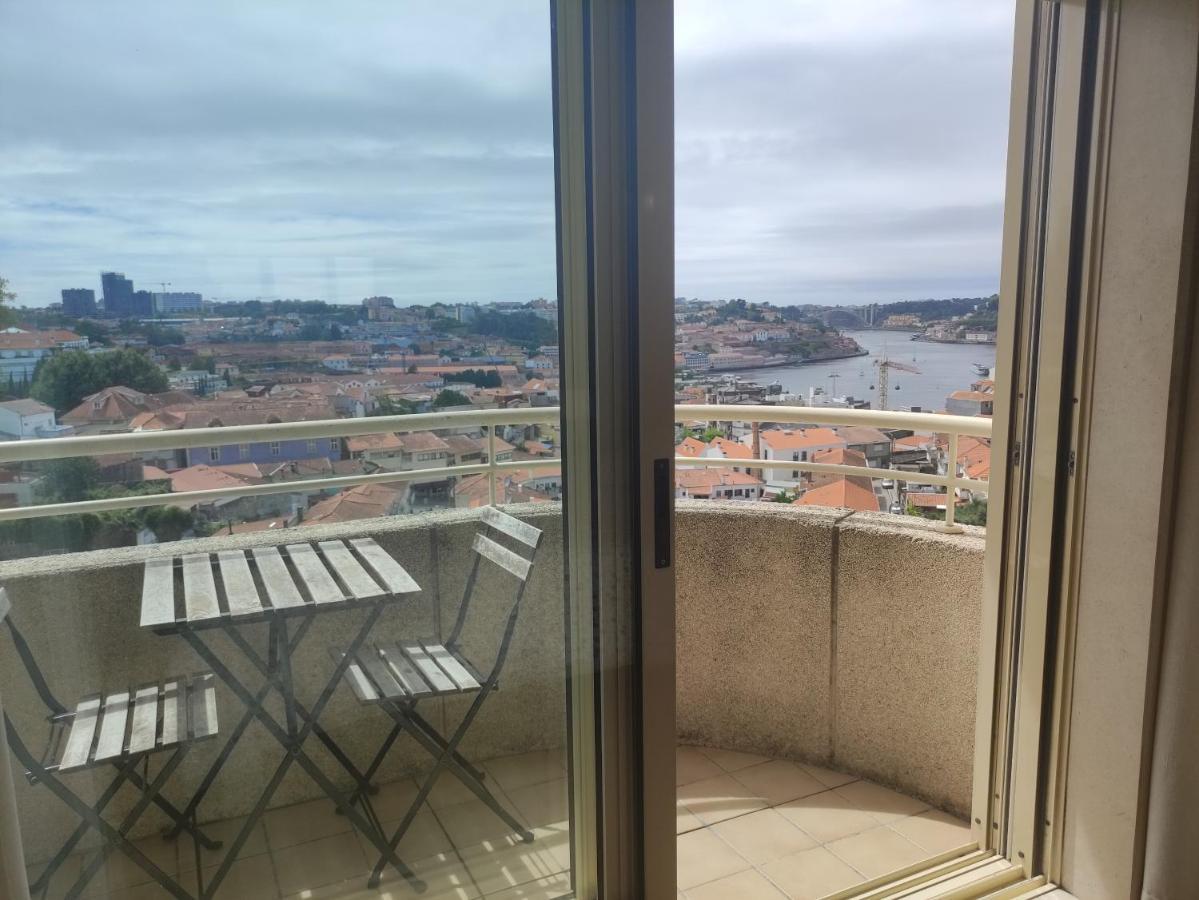וילה נובה דה גאיה River View Flat מראה חיצוני תמונה